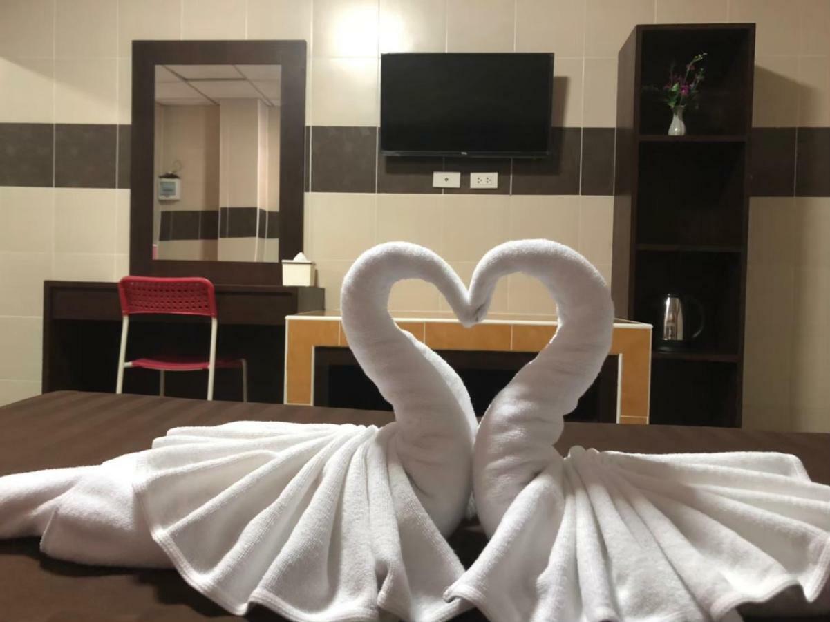 Apartment D5 สาขา มาบโป่ง *