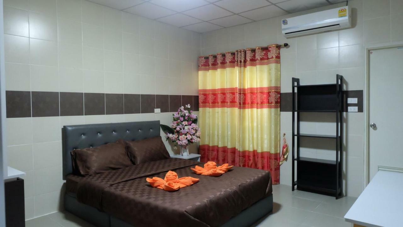 D5 สาขา มาบโป่ง Apartment Chonburi