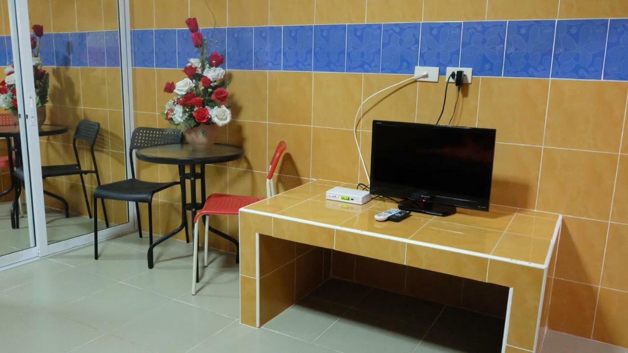 D5 สาขา มาบโป่ง Apartment